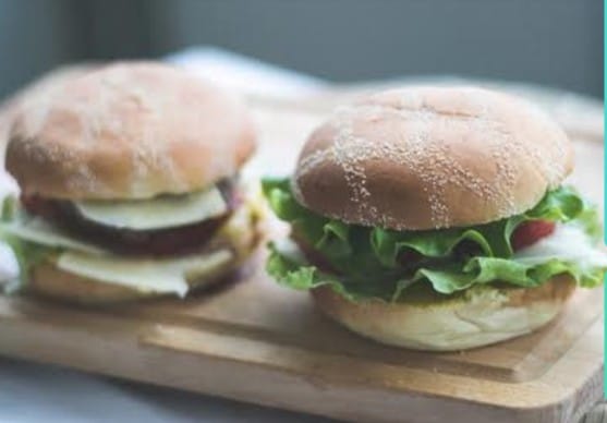 Image ou photo du hamburger pour la 3éme questions