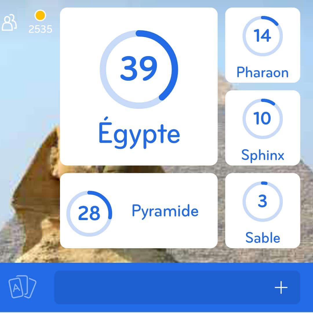 Images des solutions, réponses et aide pour le niveau 43 : Photo d'un sphinx devant une pyramide du jeu mobile 94%