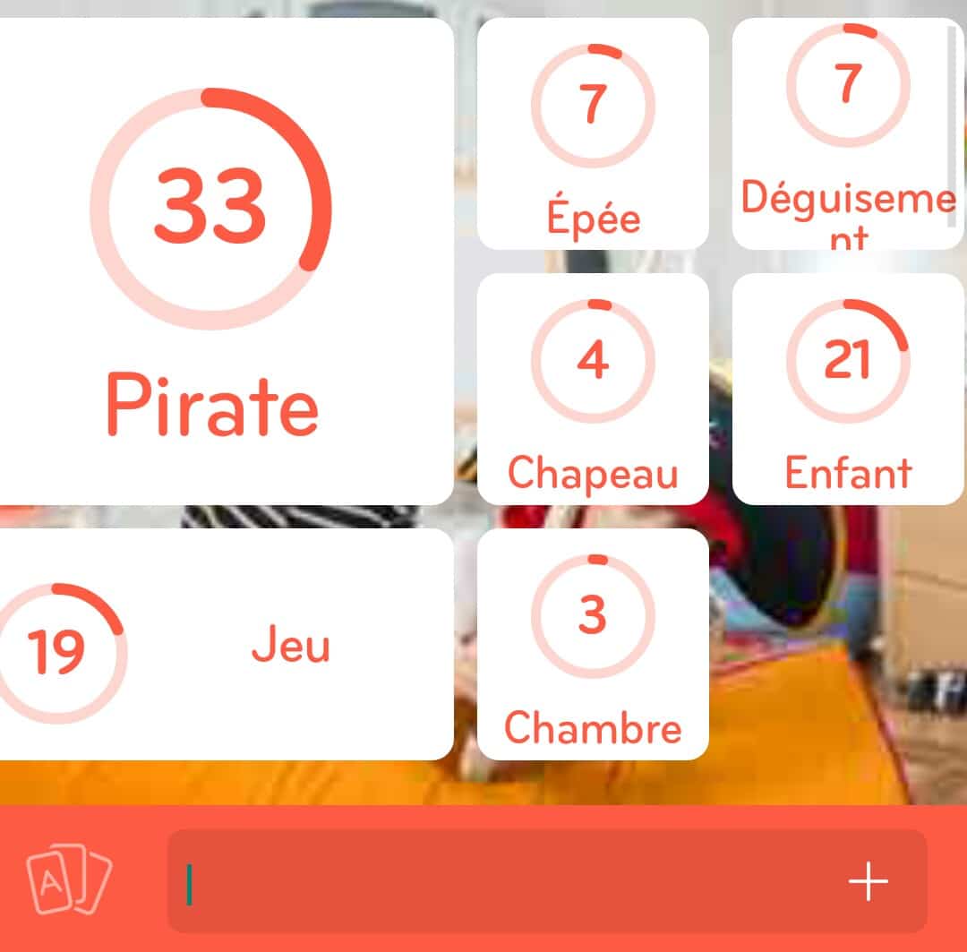 Images des solutions, réponses et aide pour le niveau 219 : Photo d'enfants déguisés en pirates du jeu mobile 94%