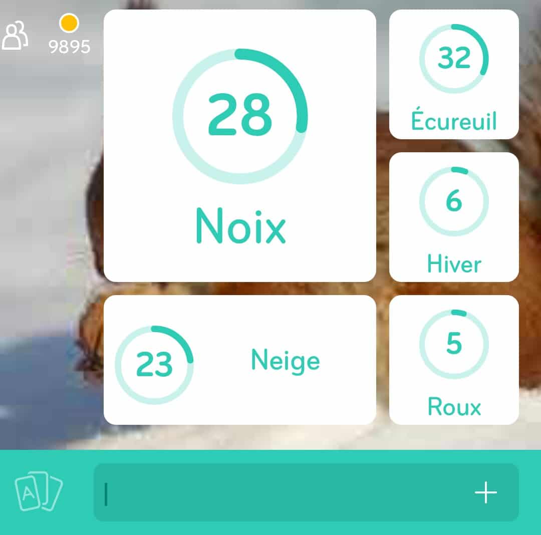 Images des solutions, réponses et aide pour le niveau 98 : Photo d'un écureuil qui mange une noisette du jeu mobile 94%