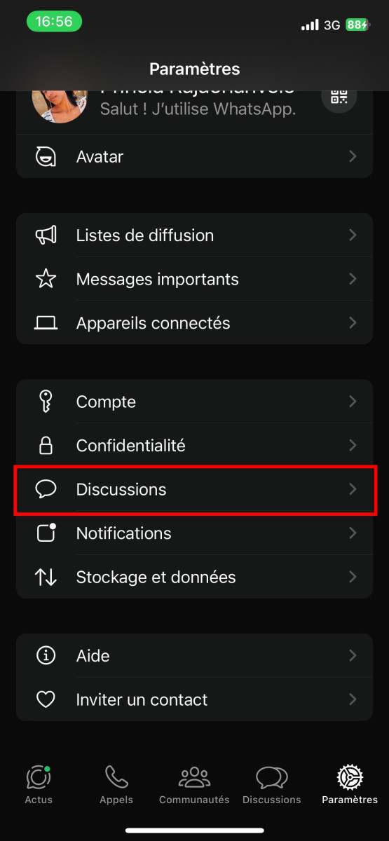 Screen from the WhatsApp settings section, where you press Discussions 
