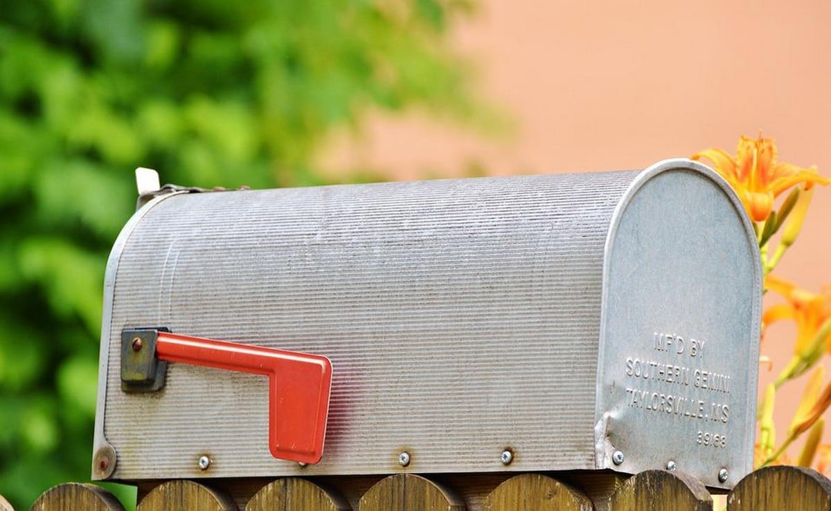 Le nom OBLIGATOIRE sur nos boîtes aux lettres ? –