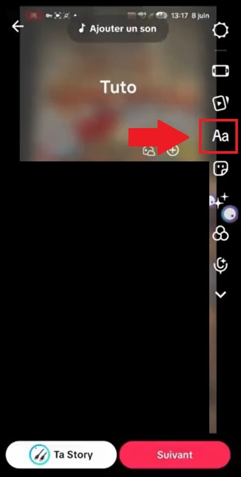 TikTokのエディタにある「テキスト」(Aa)アイコンをクリックします。.