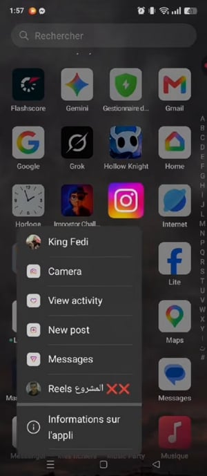 Tenere premuta l'app che si desidera aggiungere alla schermata iniziale