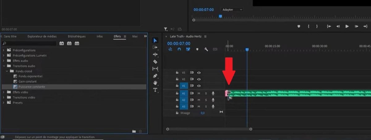Premiere Proのタイムライン上のオーディオクリップに、スライドクロスフェードを適用しました。.