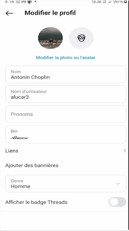 Mengubah font di Instagram. Klik pada Edit profil