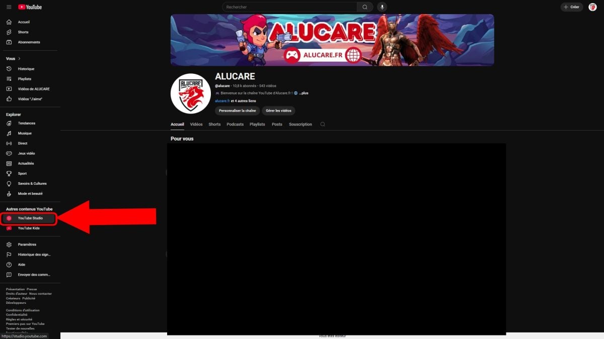 YouTube Studio à gauche de l'écran