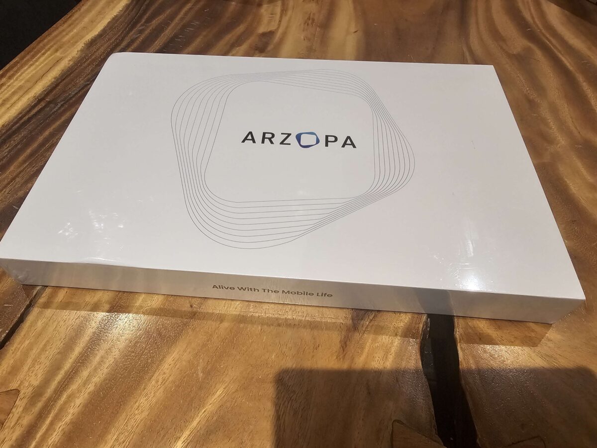 Packaging du colis Arzopa