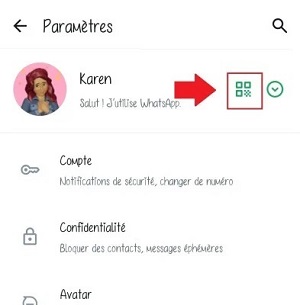 Скриншот, на котором видно расположение QR-кода рядом с именем в настройках WhatsApp