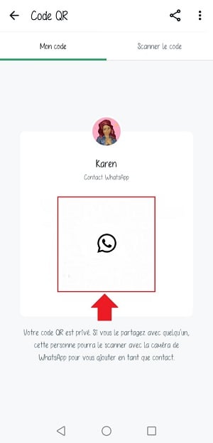 Скриншот, на котором виден уникальный QR-код, отображаемый в WhatsApp
