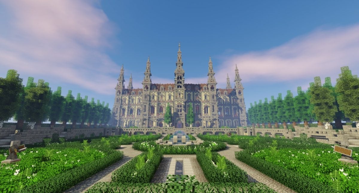 Un magnífico castillo con jardín y fuente en Minecraft